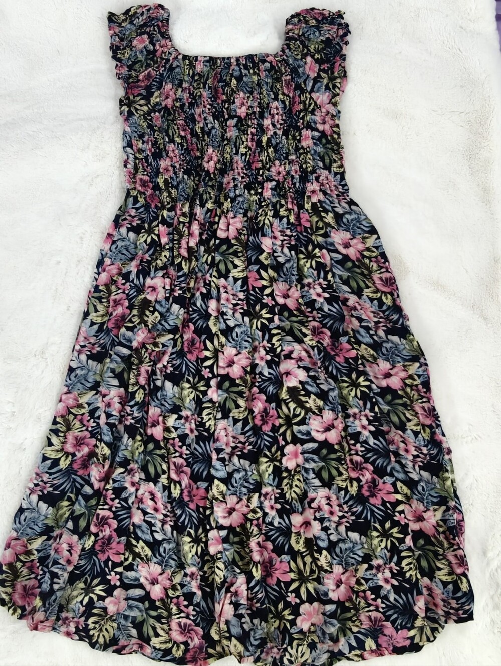 Vintage Y2K Uniti Casual Floral Smocked Sundress One Size OSFM Tropical Hibiscus